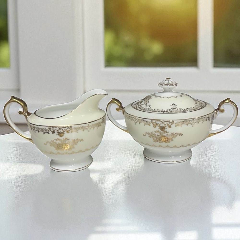 James Japanese China Meito Sugar Bowl Lid Creamer Set Augusta Older Gold‎ Trim